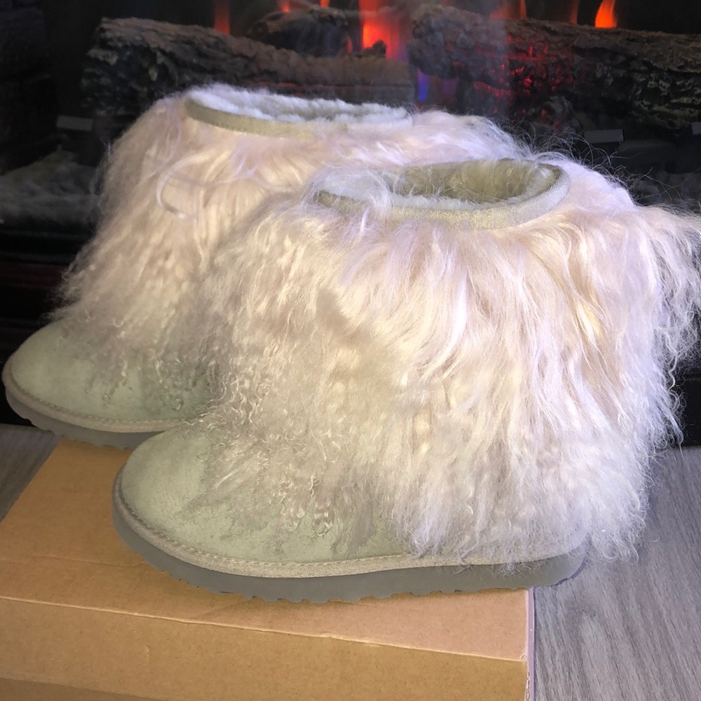 Mongolian Short UGGs
